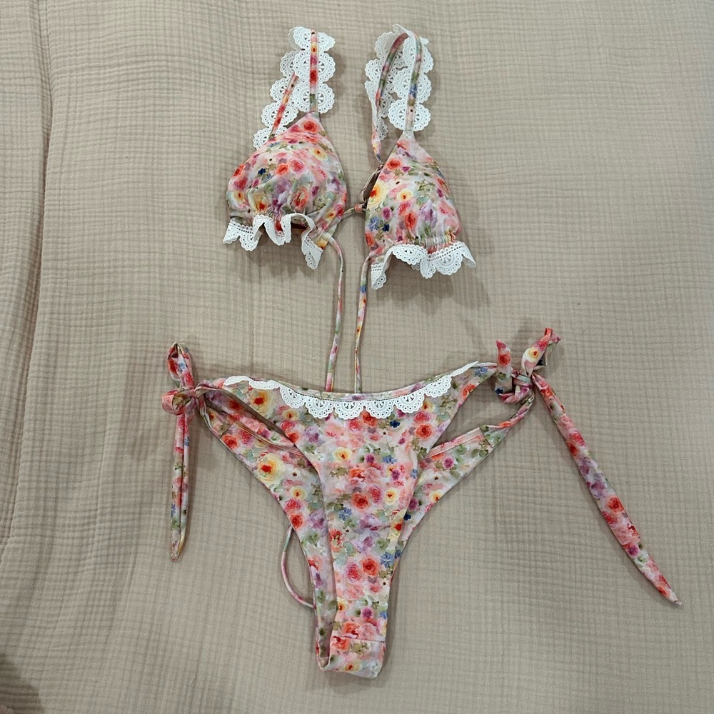 STRAWBERRY MILK MOB BIKINI